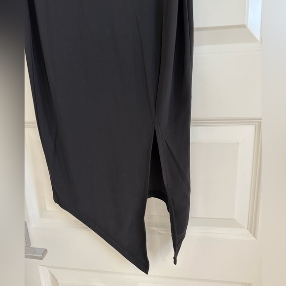 Club London black off shoulder midi dress with checker in size small/2. - Picture 2 of 3